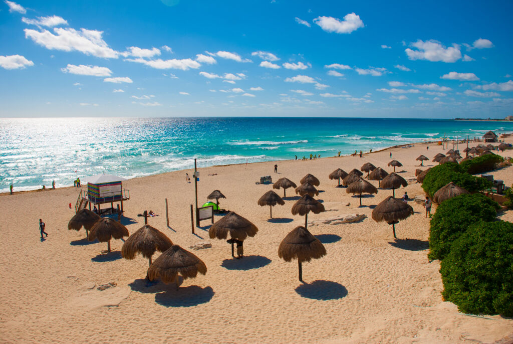 MEXICO, CANCUN - MARCH 2018: Exotic Paradise. Tropical Resort. Caribbean sea, Cancun. Mexico beach tropical in Caribbean